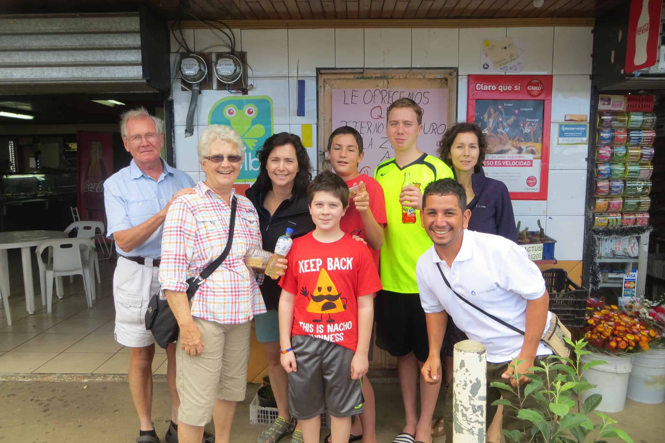 Volunteer vacation with grandkids