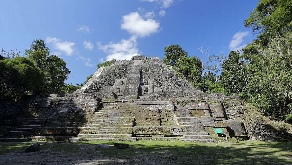 Mayan History- Lamanai High Temple